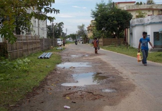   Hospital road in critical condition, sufferings continue